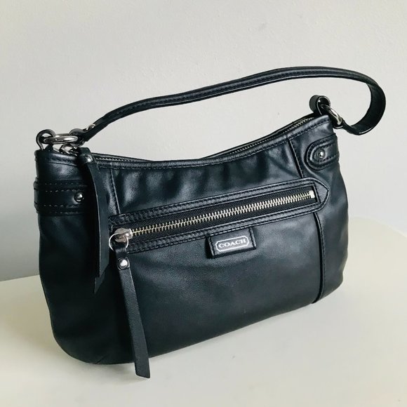 Coach Handbags - Coach Daisy Spectator Black Leather Shoulder Bag